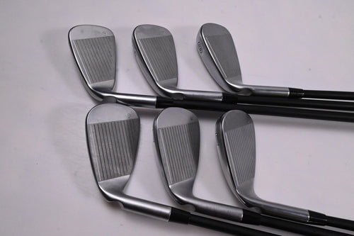 Ping G730 Irons / 6-PW+GW / Blue Dot / Regular Flex Ping Alta CB Black Shafts