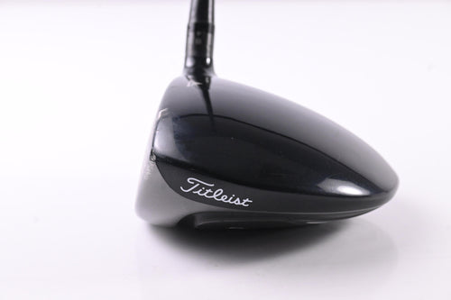 Left Hand Titleist 915 D2 Driver / 10.5 Degree / Regular Flex Kuro Kage Red 50