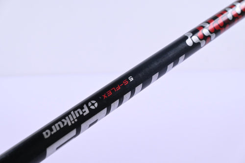 Taylormade M4 D-Type Driver / 10.5 Degree / Stiff Flex Atmos Red 5 Shaft