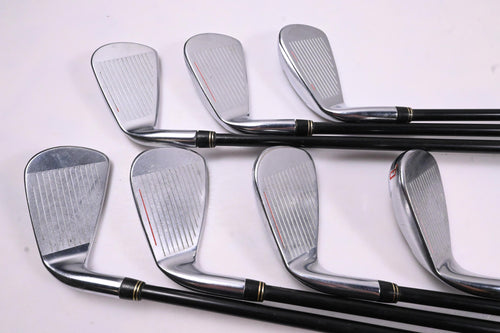 Cobra AMP Irons / 4-PW / Regular Flex Aldila AMP Shafts