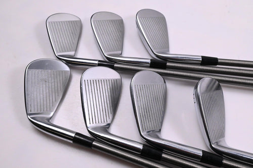 Mizuno Pro 225 Irons / 5-PW+GW / Regular Flex Aerotech Steel Fiber 95 Shafts
