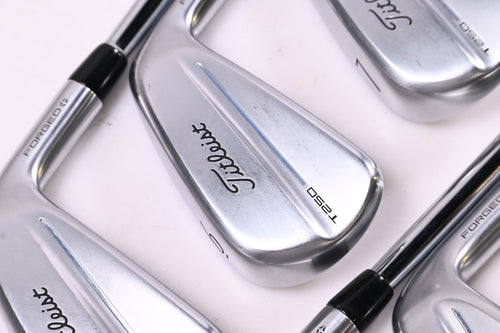 Titleist T250 2025 Irons / 5-PW / Regular Flex N.S.Pro 950GH Neo Shafts