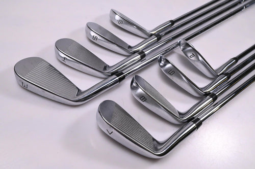 Taylormade P730 Irons / 3-PW / X-Flex Project X LZ 125 Shafts