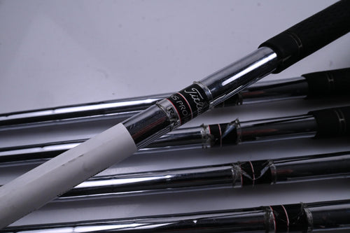 Titleist AP1 710 Irons / 4-PW / Regular Flex Titleist 105T Shafts