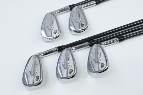 Wilson Staff Model 2024 CB Irons / 6-PW / Regular Flex Recoil Dart 65