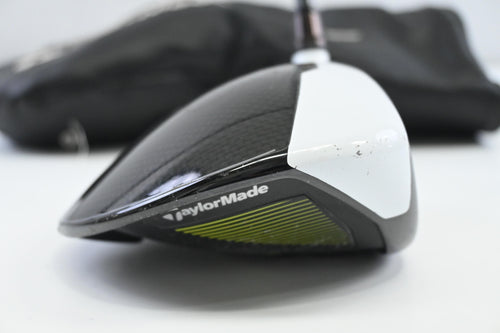 Taylormade M2 2017 Driver / 9.5 Degree / Regular Flex Fujikura XLR8 Pro 56 Shaft
