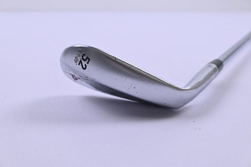 Taylormade Milled Grind Gap Wedge / 52 Degree / Stiff Flex Dynamic Gold Shaft