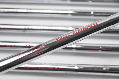 Mizuno JPX 921 Forged Irons / 4-PW / Stiff Flex N.S.Pro Modus3 Tour120 Shafts