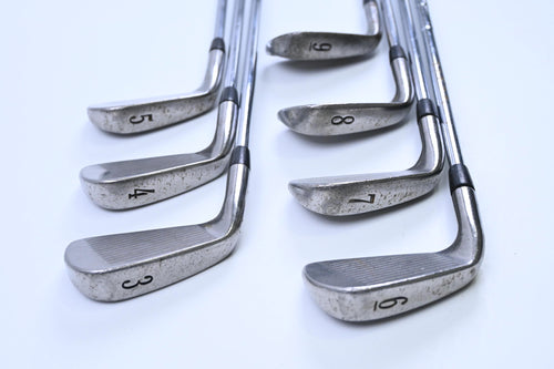 Titleist 775 Forged Irons / 3-9 / Stiff Flex Dynamic Gold S300 Shafts