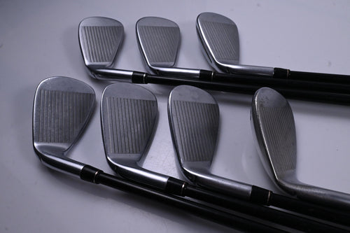 Taylormade Rocketbladez Irons / 5-PW+SW / Regular Flex RocketFuel 65 Shafts