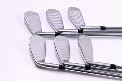 Titleist T250 2025 Irons / 5-PW / Stiff Flex Dynamic Gold S300 Shafts