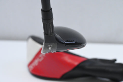 Taylormade Stealth 2 #3 Hybrid / 19 Degree / Stiff Flex Fujikura Ventus TR Red 70
