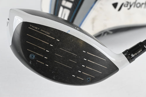 Taylormade SIM Driver / 9 Degree / Stiff Flex Fujikura Ventus Blue 5 Shaft