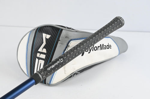 Taylormade SIM Driver / 9 Degree / Stiff Flex Fujikura Ventus Blue 5 Shaft