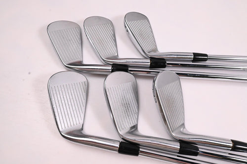 Titleist MB 620 Irons / 4-9i / X-Flex AMT Tour White X100 Shafts