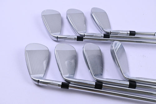 Taylormade Qi Max Irons / 5-PW+SW / Regular Flex KBS MAX MT 85 Shafts