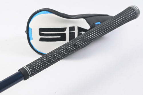 Taylormade SIM2 Max #3 Hybrid / 19 Degree / Regular Flex Ventus Blue 6 Shaft