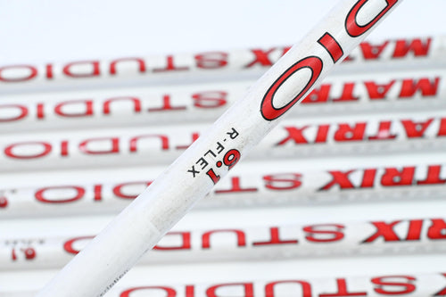Wilson D100 Irons / 5-PW+SW / Regular Flex Matrix Studio 6.1 Shafts