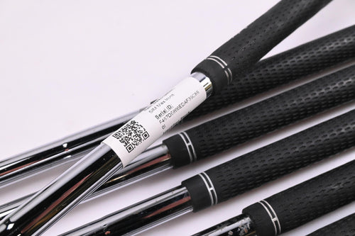 Taylormade SIM Max Irons / 6-PW+GW / Stiff Flex Steel Shafts