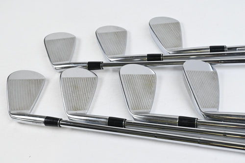 Srixon ZXi5 Irons / 4-PW / Stiff Flex Dynamic Gold Mid 115 S300 Shafts