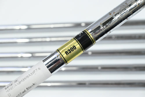 Wilson Staff Model CB 2019 Irons / 4-PW / Regular Flex Dynamic Gold R300 Shafts