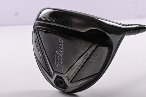 Titleist 915 D2 Driver / 10.5 Degree / Regular Flex Tensei AV Blue 55 Shaft