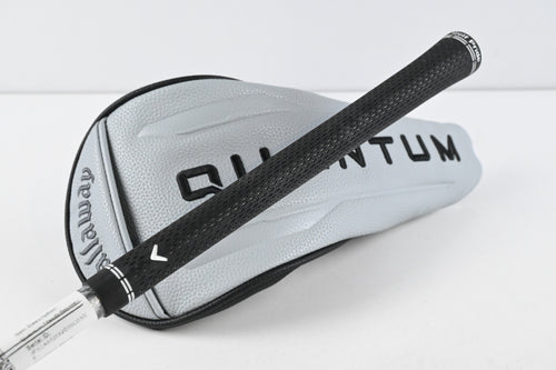 Callaway Quantum Max D Driver / 10.5 Degree / Regular Flex Denali Frost White 50