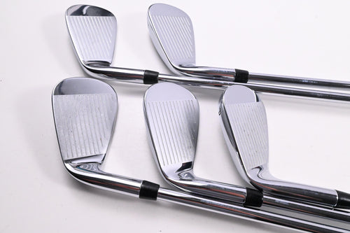 Callaway Elyte Irons / 6-PW / Regular Flex Vector 80 Shafts