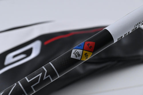 Titleist GT3 Driver / 8 Degree / X-Flex HZRDUS Black Gen 5 60 Shaft
