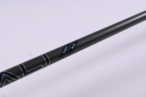 Callaway Elyte X Driver / 10.5 Degree / Regular Flex Denali Charcoal 50 Shaft
