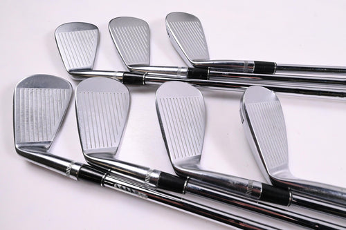 Callaway Apex MB 24 Irons / 4-PW / Stiff Flex N.S.Pro Modus³ Tour 120