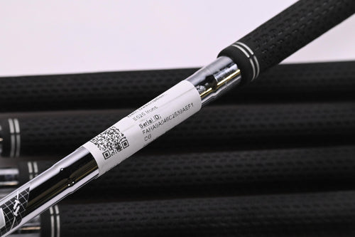 Tour Edge E525 Irons / 5-PW / Regular Flex Elevate MPH 95 Shafts