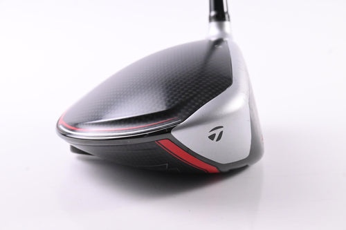 Taylormade M6 Driver / 10.5 Degree / Stiff Flex Fujikura Atmos Silver 6 Shaft