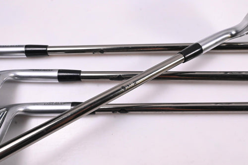 Mizuno JPX 923 Hot Metal HL Irons / 7-PW / Senior Flex UST Recoil ESX460 Shafts