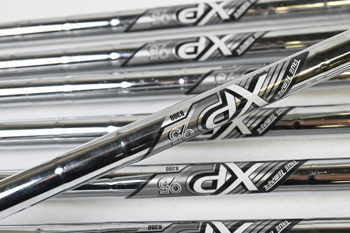 Callaway Rogue ST Max Irons / 5-PW+SW / Regular Flex XP 95 Shafts