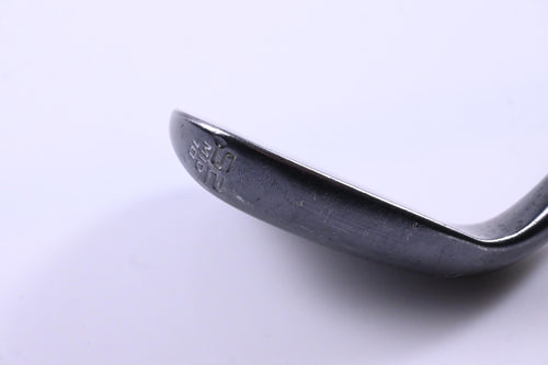 Cleveland RTX ZipCore Gap Wedge / 52 Degree / Wedge Flex Dynamic Gold Spinner