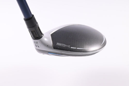 Taylormade SIM Max #4 Hybrid / 22 Degree / Stiff Flex Ventus Blue 7 Shaft