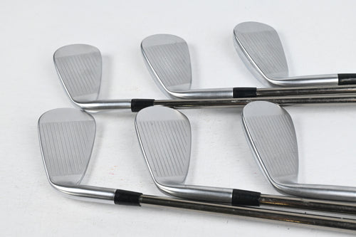 Mizuno JPX 923 Hot Metal HL Irons / 5-PW / Regular Flex UST Mamiya Recoil ESX