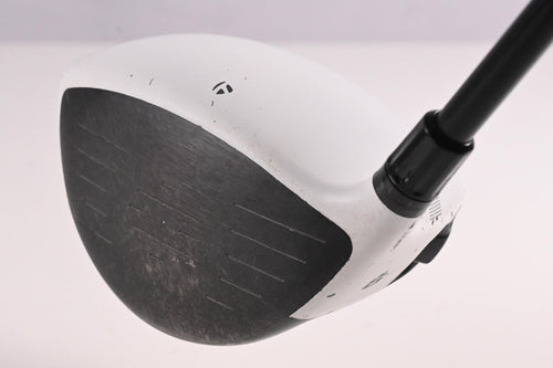 Taylormade R11 Driver / 9 Degree / Stiff Flex Fujikura Blur 60 Shaft