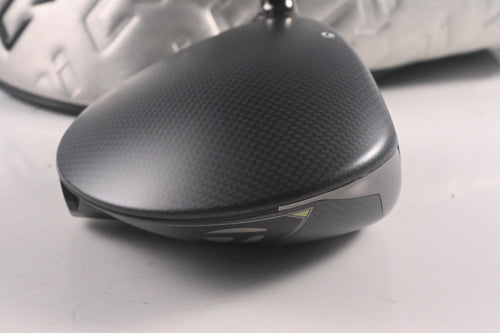 Taylormade Qi35 LS Driver / 9 Degree / Regular Flex Fujikura Speeder NX 50 Shaft