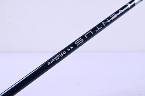TaylorMade SIM2 Max Driver / 9 Degree / Stiff Flex Fujikura Ventus Blue 5 Shaft