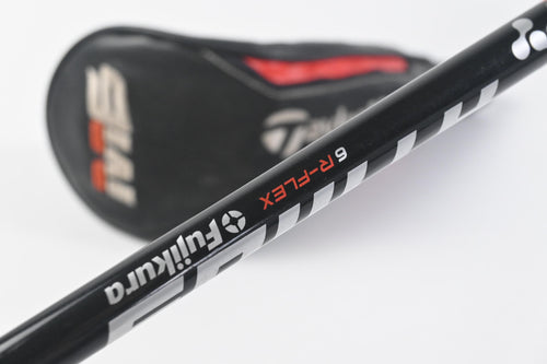 Taylormade M6 #3 Hybrid / 19 Degree / Regular Flex Fujikura Atmos Orange 6