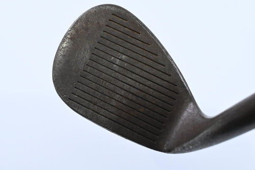 Titleist Vokey Design Gap Wedge / 52 Degree / Wedge Flex Dynamic Gold Shaft