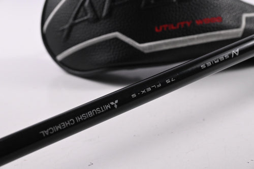 Callaway Apex UW 2025 #3 Hybrid / 19 Degree / Stiff Flex Tensei AV Blue 75 Shaft