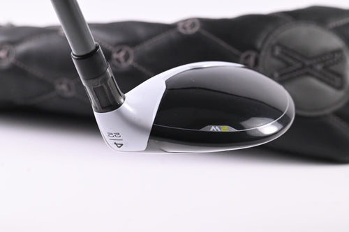 Taylormade M2 2017 #4 Hybrid / 22 Degree / Senior Flex M2 REAX 55 Shaft