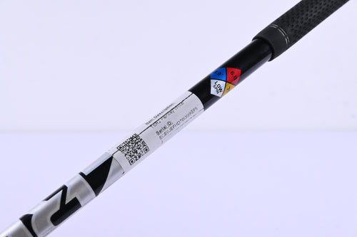 Titleist TSR2 #5 Wood / 18 Degree / Stiff Flex HZRDUS Gen4 Black 70 Shaft