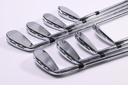 Wilson D7 Forged Irons / 4-PW+GW / Regular Flex KBS $-Taper Lite 95 Shafts