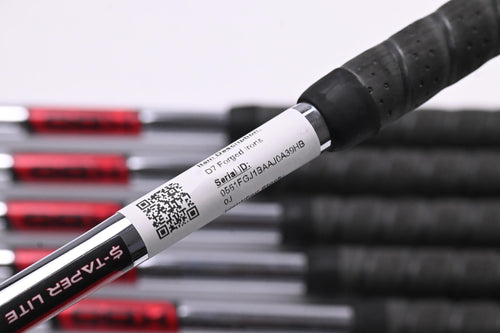 Wilson D7 Forged Irons / 4-PW+GW / Regular Flex KBS $-Taper Lite 95 Shafts