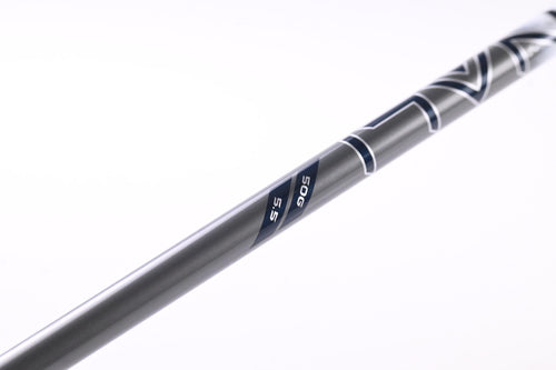 Taylormade R9 Driver / 9.5 Degree / Regular Flex Denali Charcoal 50 Shaft