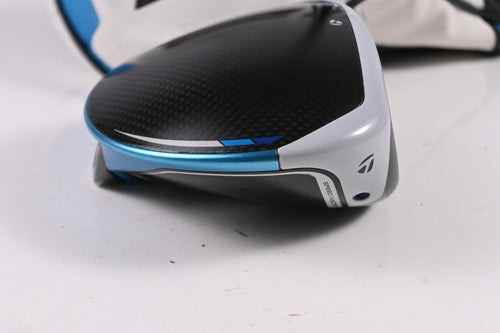 Taylormade SIM2 Max D Driver / 10.5 Degree / Senior Flex Ventus TR Blue 5 Shaft
